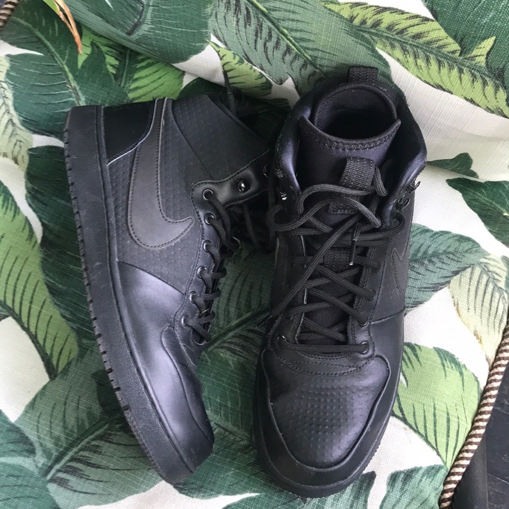 Nike Court Burrough Sneakerboot sz 10 negotiable